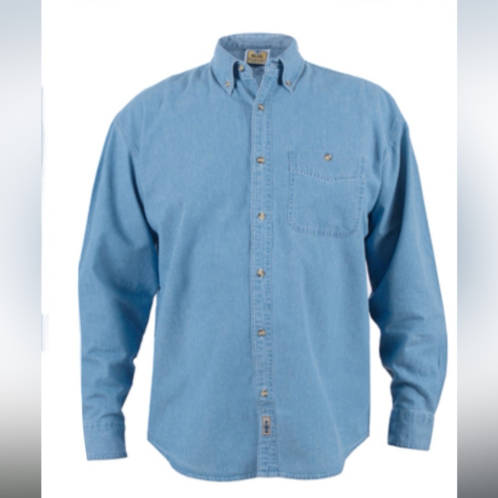 Men’s Ice Blue Long Sleeve Denim Shirt, Size Medium, New Without Tags